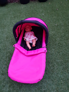 city cruz pram